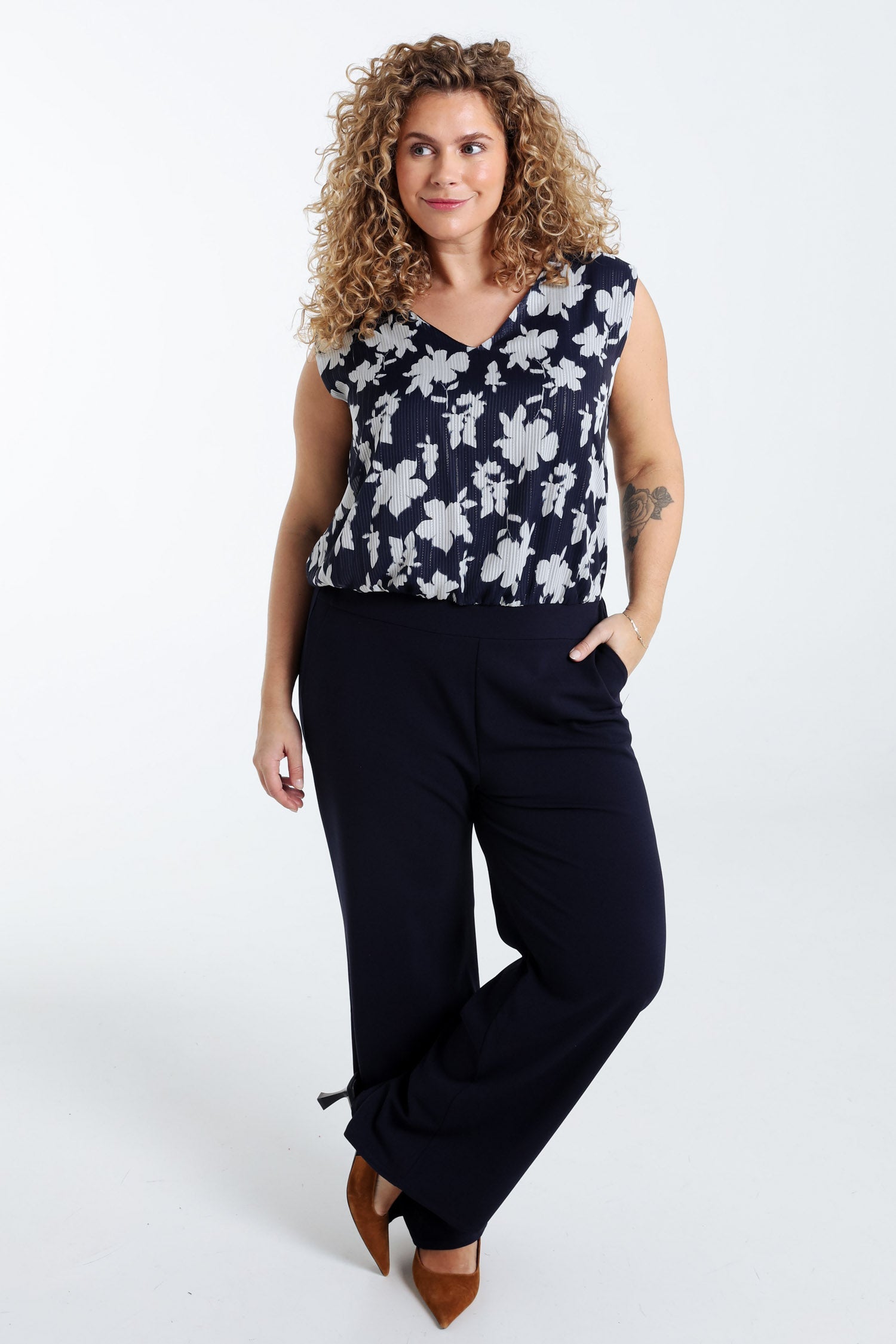 Tweedelige jumpsuit met bloemenprint en lurex