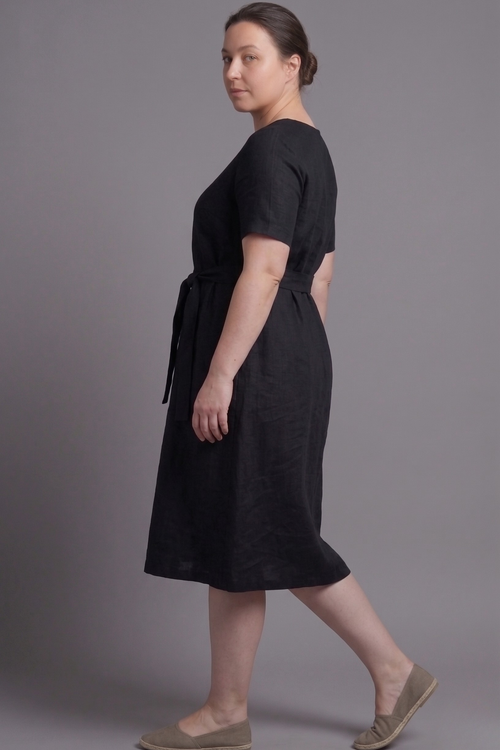 Aya | midi-jurk met strikceintuur