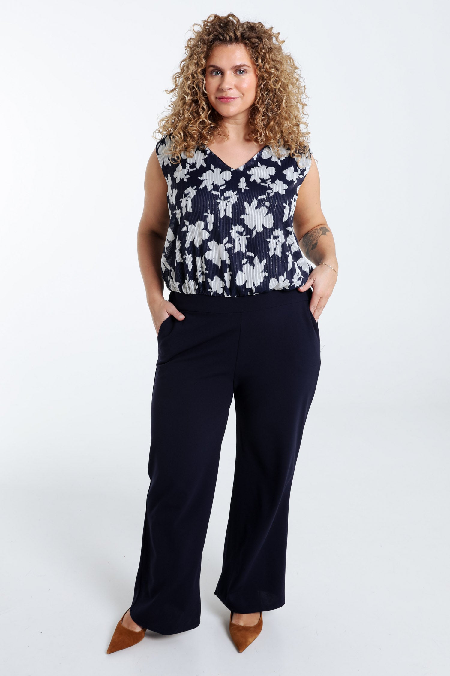 Tweedelige jumpsuit met bloemenprint en lurex