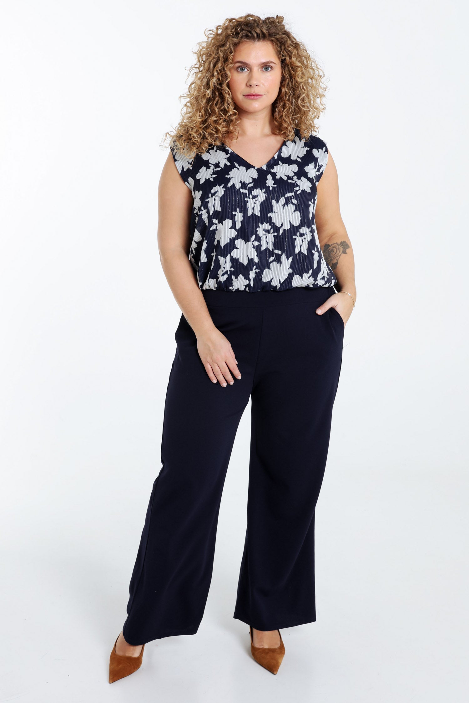 Tweedelige jumpsuit met bloemenprint en lurex
